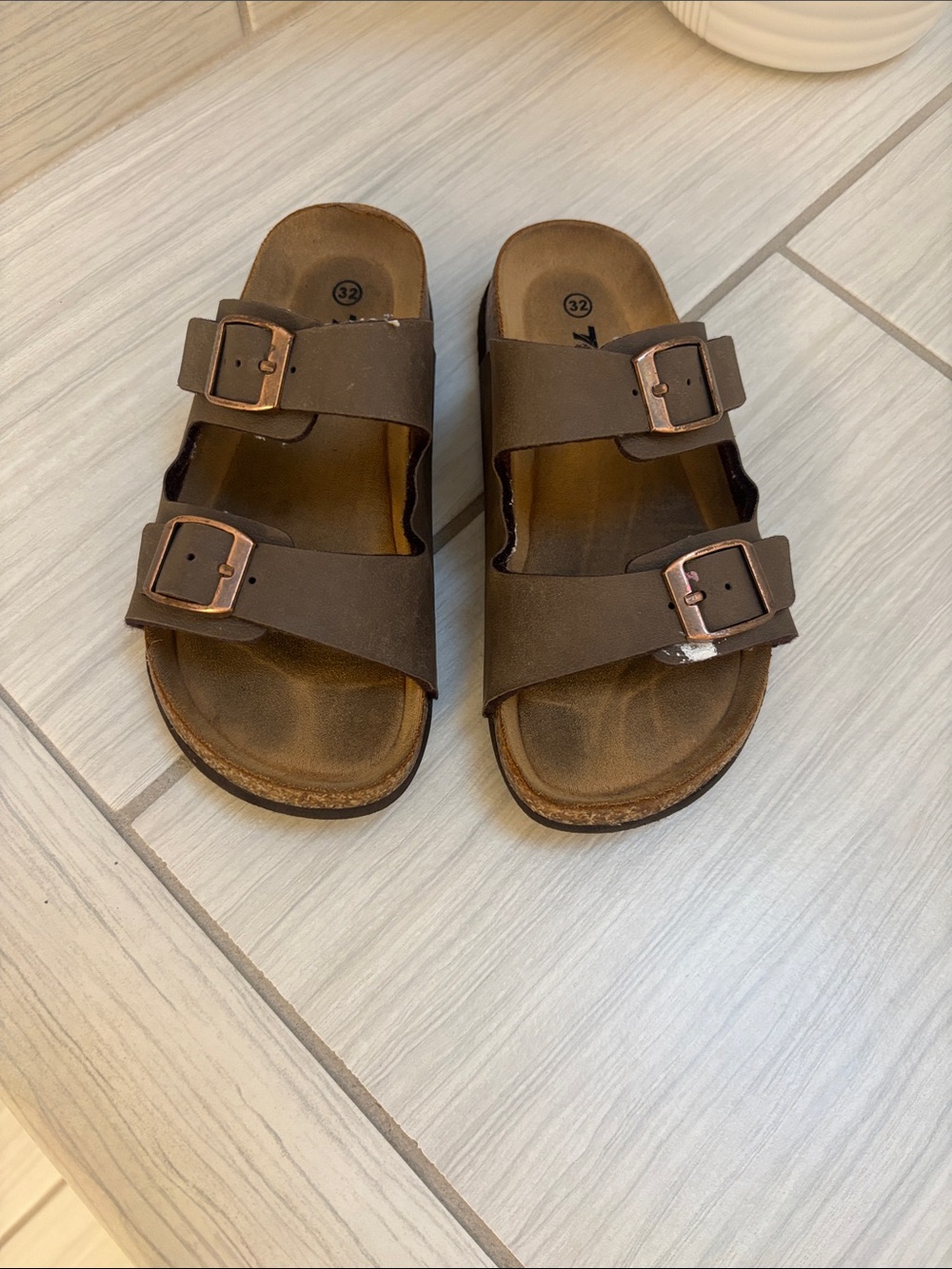 Kids Double-Buckle Brown Slide Sandals Birkenstock knock offs